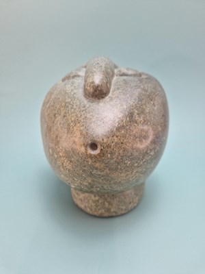 Lot 294 - A Shona green stone head carved by Fanizani...