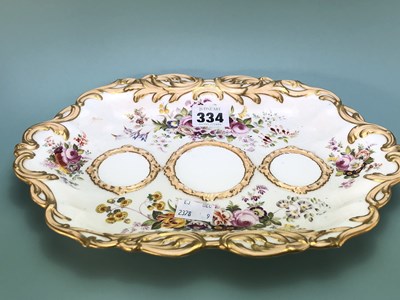 Lot 334 - Attributed to Coalport, a 19th century floral...