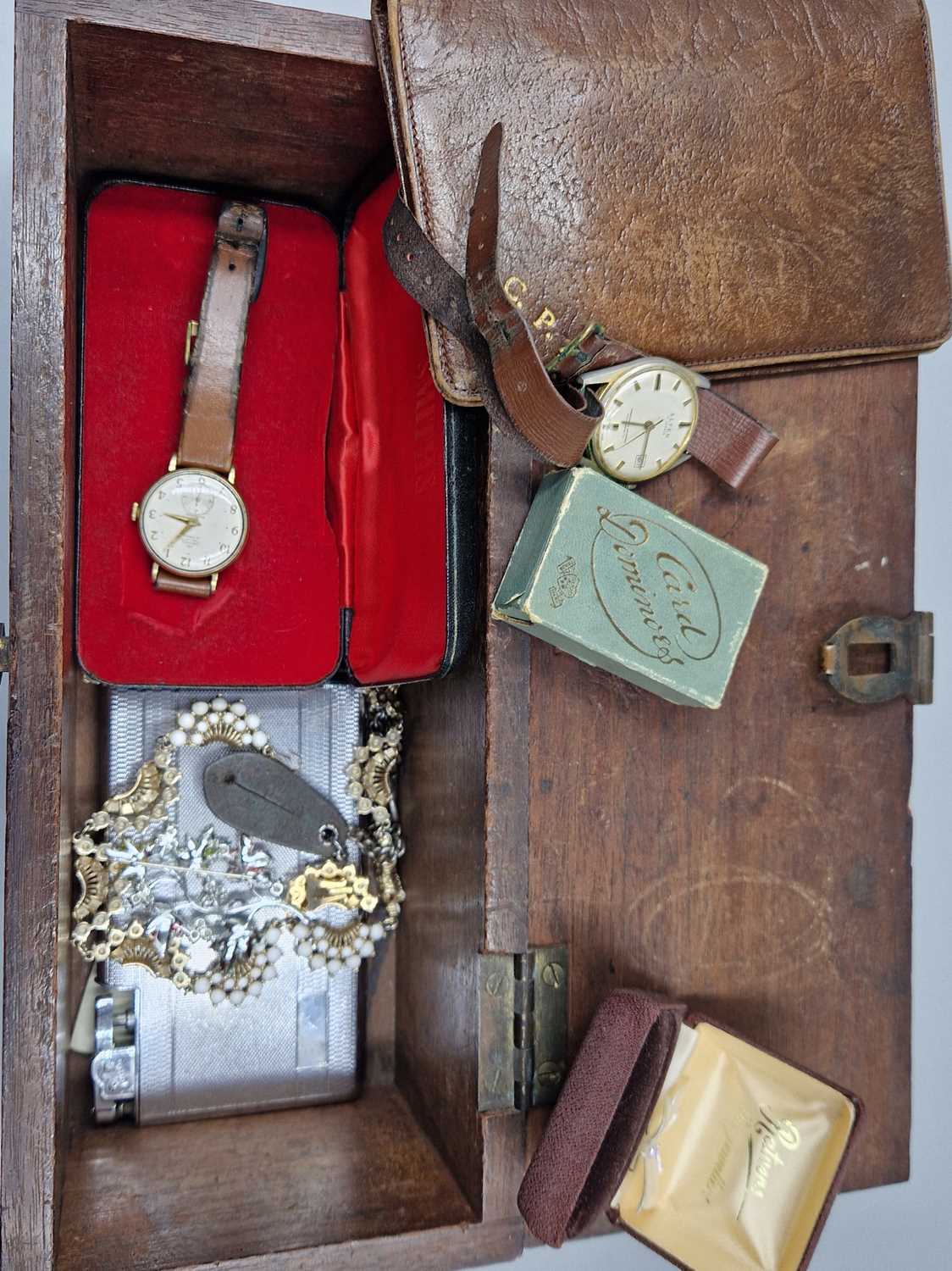 Lot 71 - A 9ct gold gents Smiths De Luxe presentation...