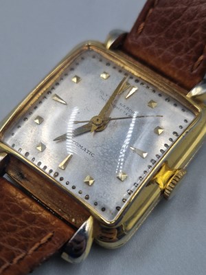 Lot 7 - A Ulysse Nardin gents automatic wristwatch...