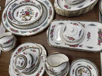Lot 1872 - A Paragon Tree of Kashmir pattern dinner set