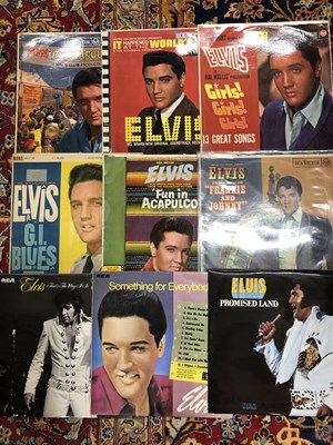 Lot 81 - Elvis Presley – 23 LP Records: The Best of...