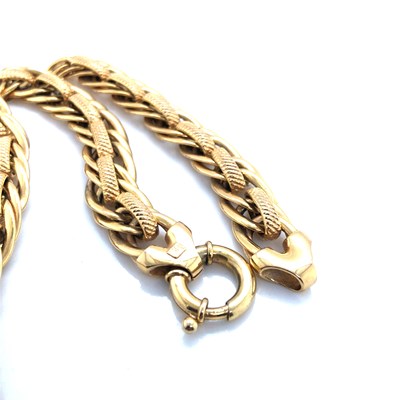 Lot 14 - An Italian-made 9ct-made fancy link neck chain....