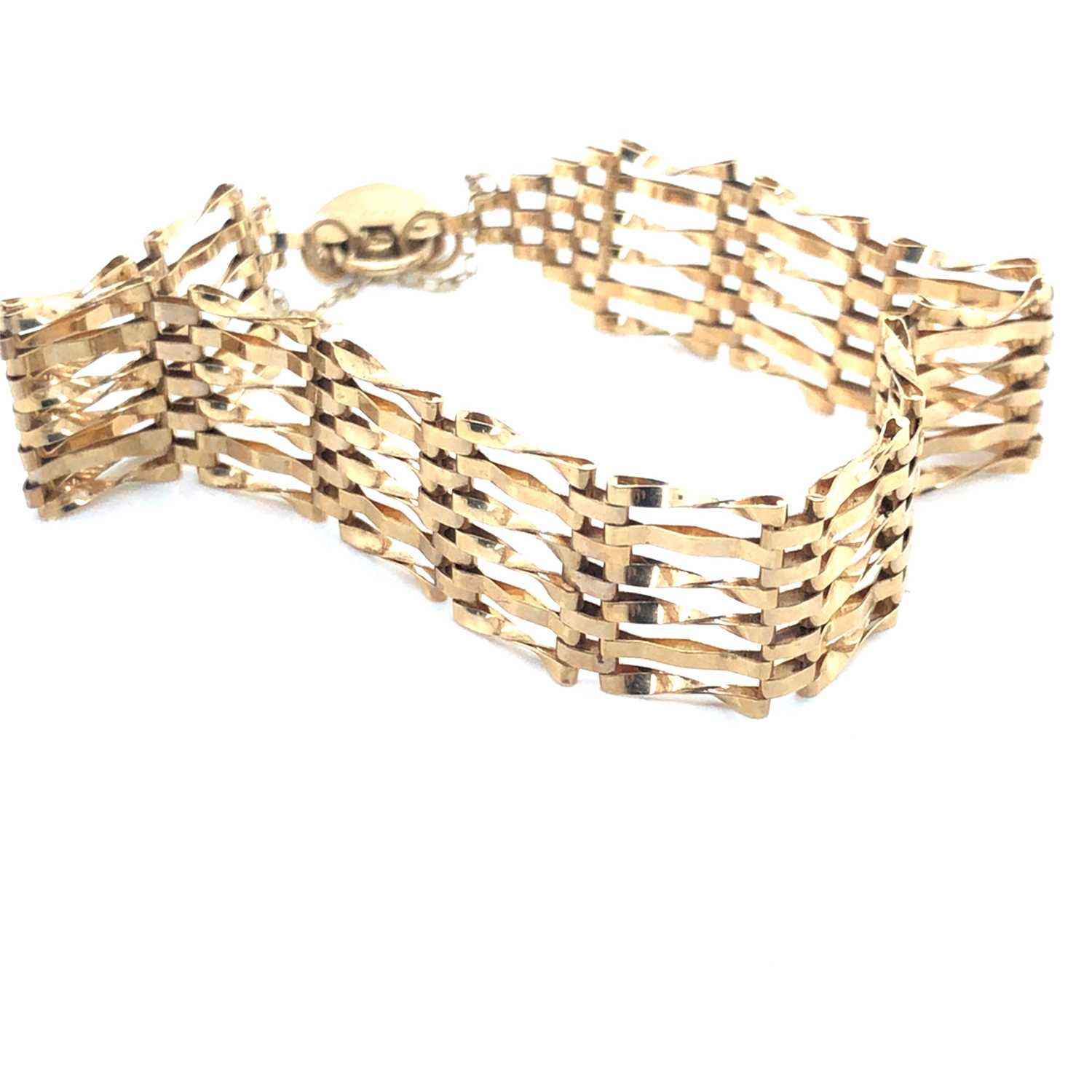 Lot 68 - 9ct gold hallmarked jewellery to include a...