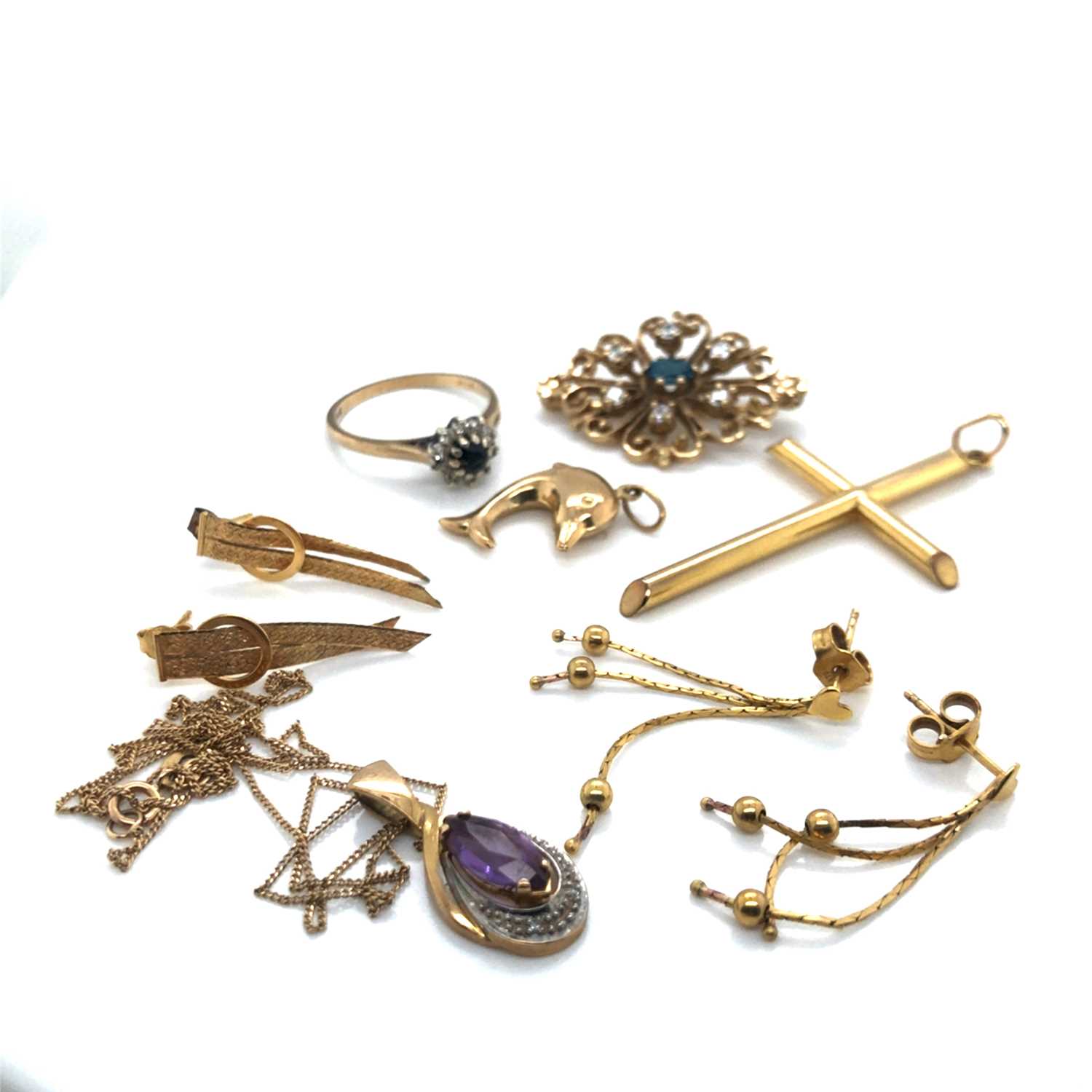 Lot 79 - A 9ct hallmarked gold amethyst pendant and...