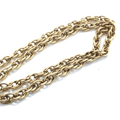 Lot 155 - A twisted open rope chain necklace....