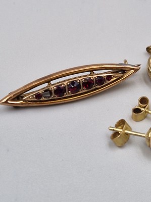 Lot 185 - An antique stone set bar brooch, a someone...