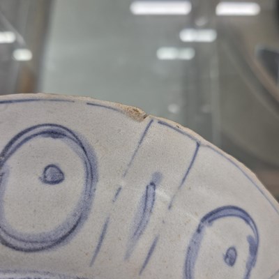 Lot 271 - From the Wanli shipwreck, a kraak blue and...
