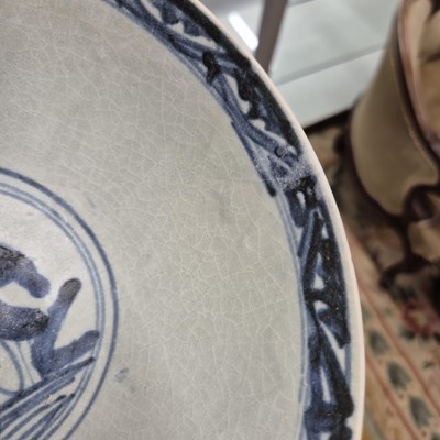 Lot 294 - A Zhangzhou blue and white bowl, the exterior...