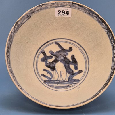Lot 294 - A Zhangzhou blue and white bowl, the exterior...