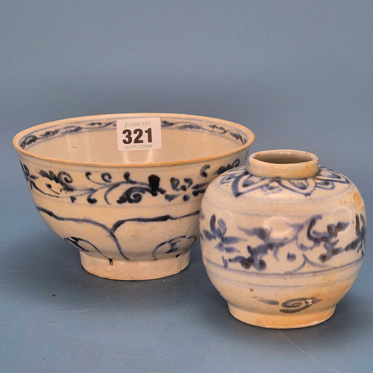 Lot 321 - From the Hoi An shipwreck, circa 1480, a...