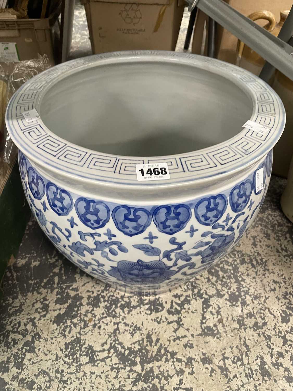 Lot 1468 - A Chinese blue and white planter. H 31 W 36cms