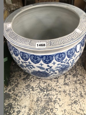 Lot 1468 - A Chinese blue and white planter. H 31 W 36cms