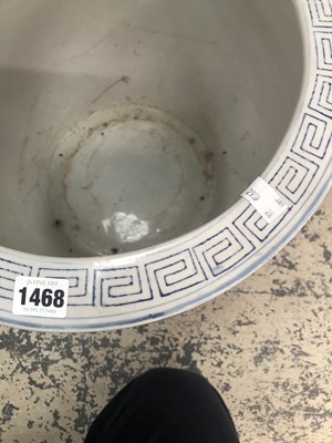 Lot 1468 - A Chinese blue and white planter. H 31 W 36cms