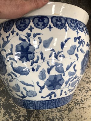 Lot 1468 - A Chinese blue and white planter. H 31 W 36cms