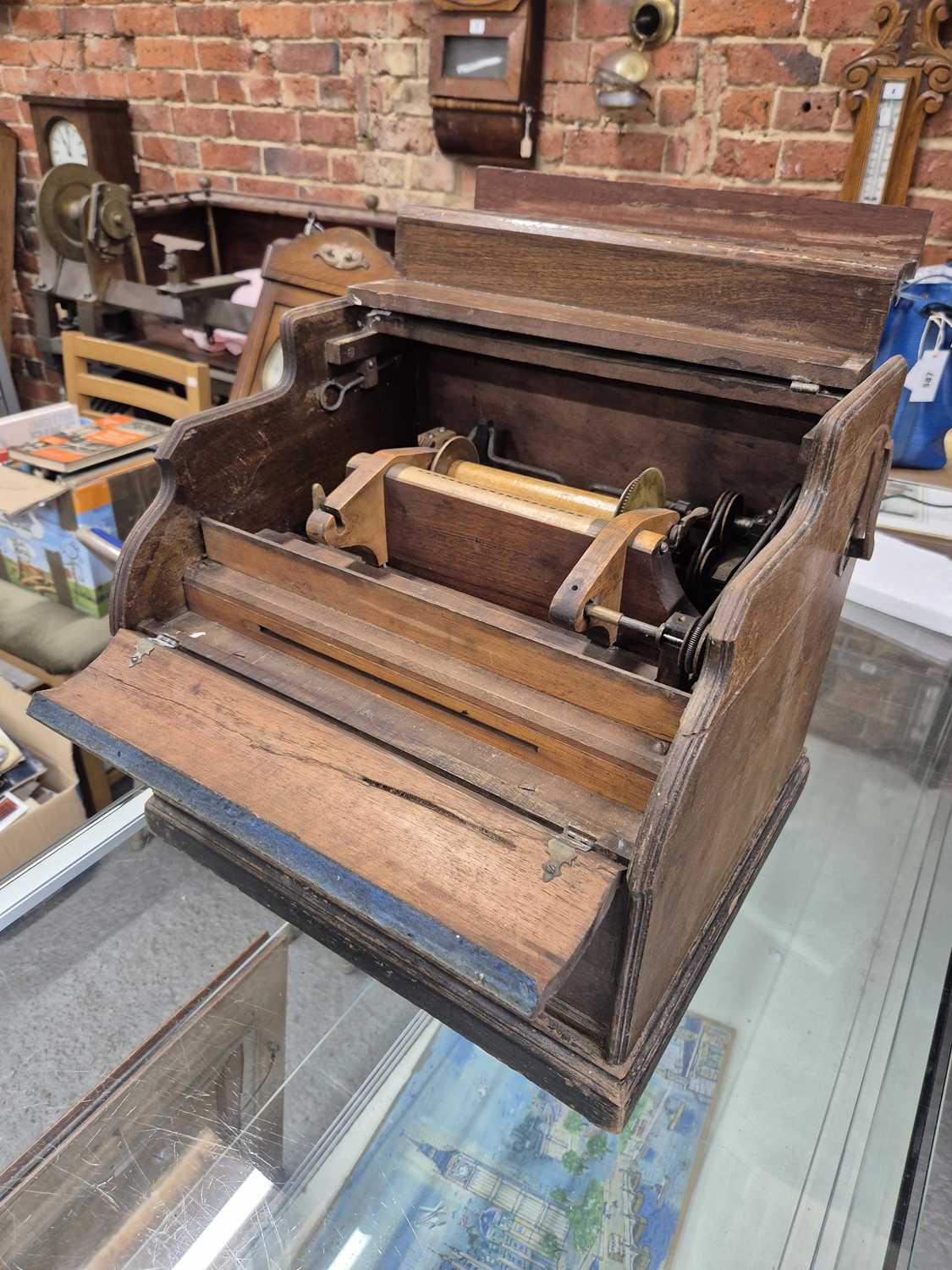 Lot 193 - A Vintage organette table top barrel organ....