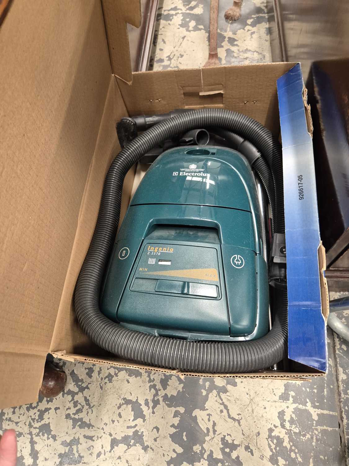 Lot 761 - A vacuum cleaner.