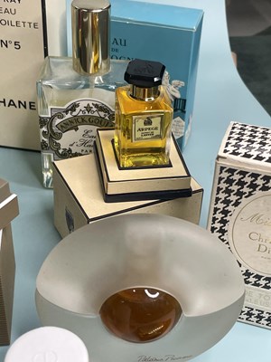Lot 359 - A collection of  vintage perfume bottles,...