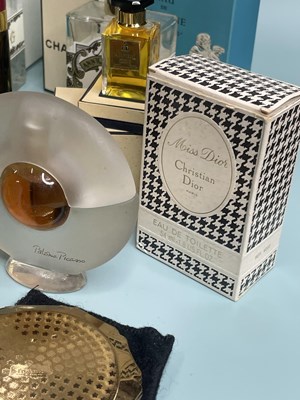 Lot 359 - A collection of  vintage perfume bottles,...
