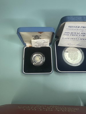 Lot 380 - A collection of silver proof and other coins
