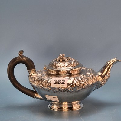 Lot 362 - A Victorian silver teapot by Pearce and...