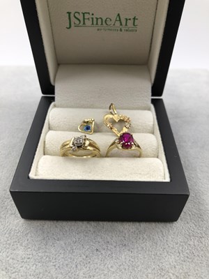 Lot 402 - A 14ct stamped diamond ring size H 1/2, a 10ct...