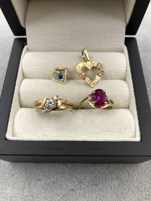 Lot 402 - A 14ct stamped diamond ring size H 1/2, a 10ct...