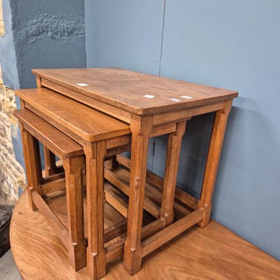 Lot 418 - A nest of three ' Mouseman' Robert Thompson...
