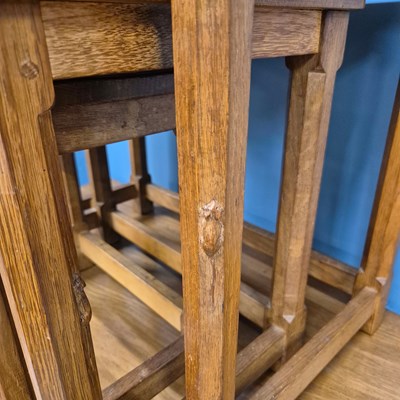 Lot 418 - A nest of three ' Mouseman' Robert Thompson...