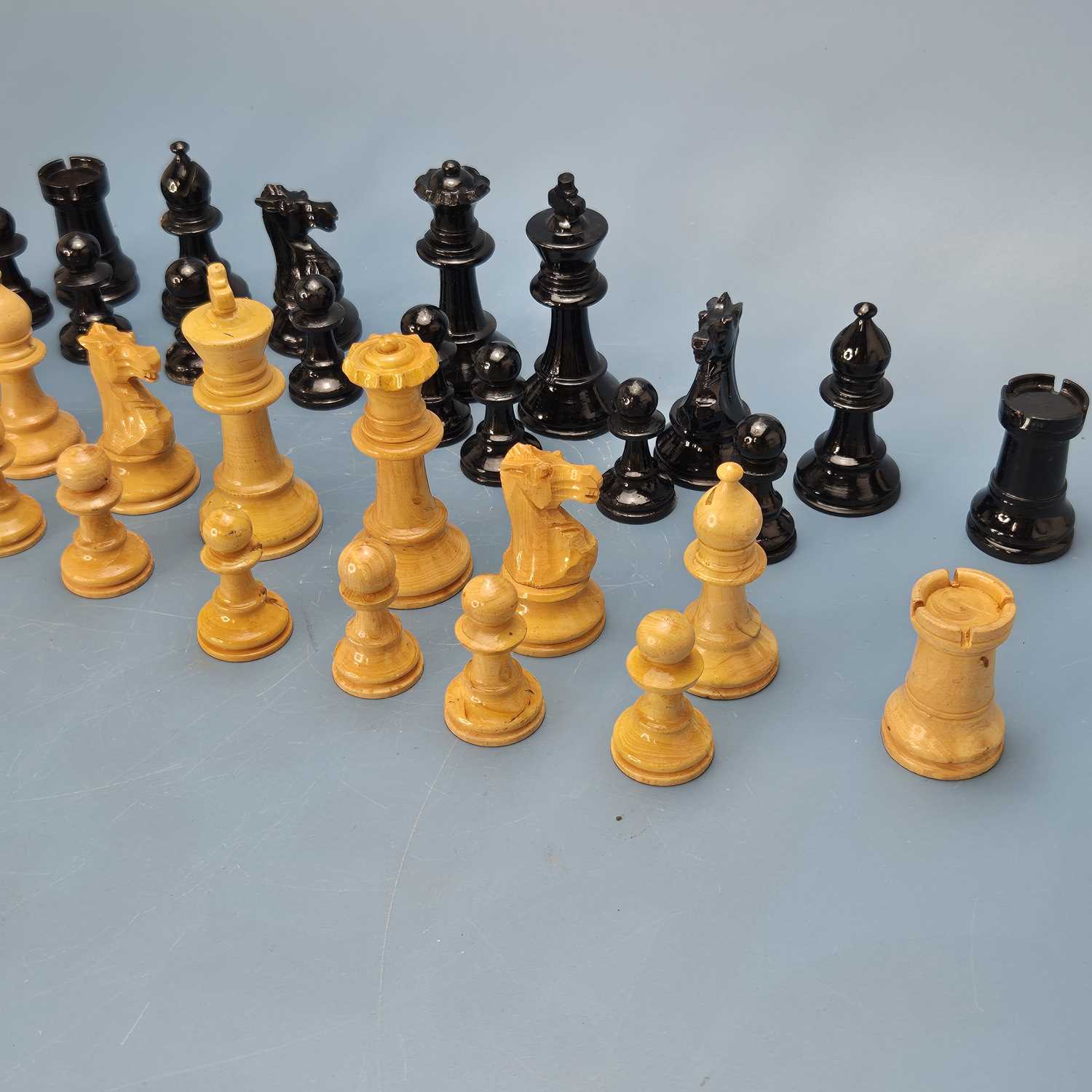 Lot 452 - A mahogany boxed ebony and blond wood Staunton...