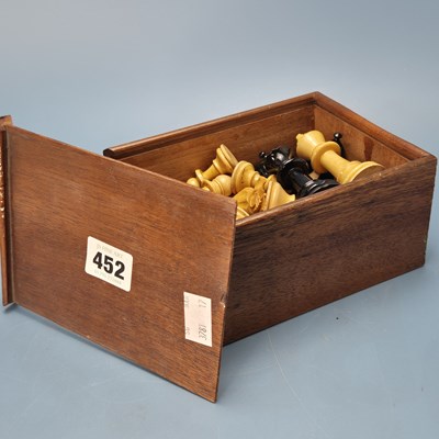Lot 452 - A mahogany boxed ebony and blond wood Staunton...