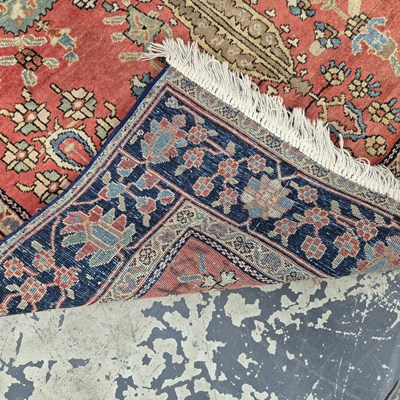 Lot 659 - An antique Persian sarouk rug. 118 x 192 cm
