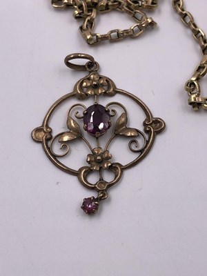 Lot 1044 - A vintage 9ct gold belcher chain and a 9ct...