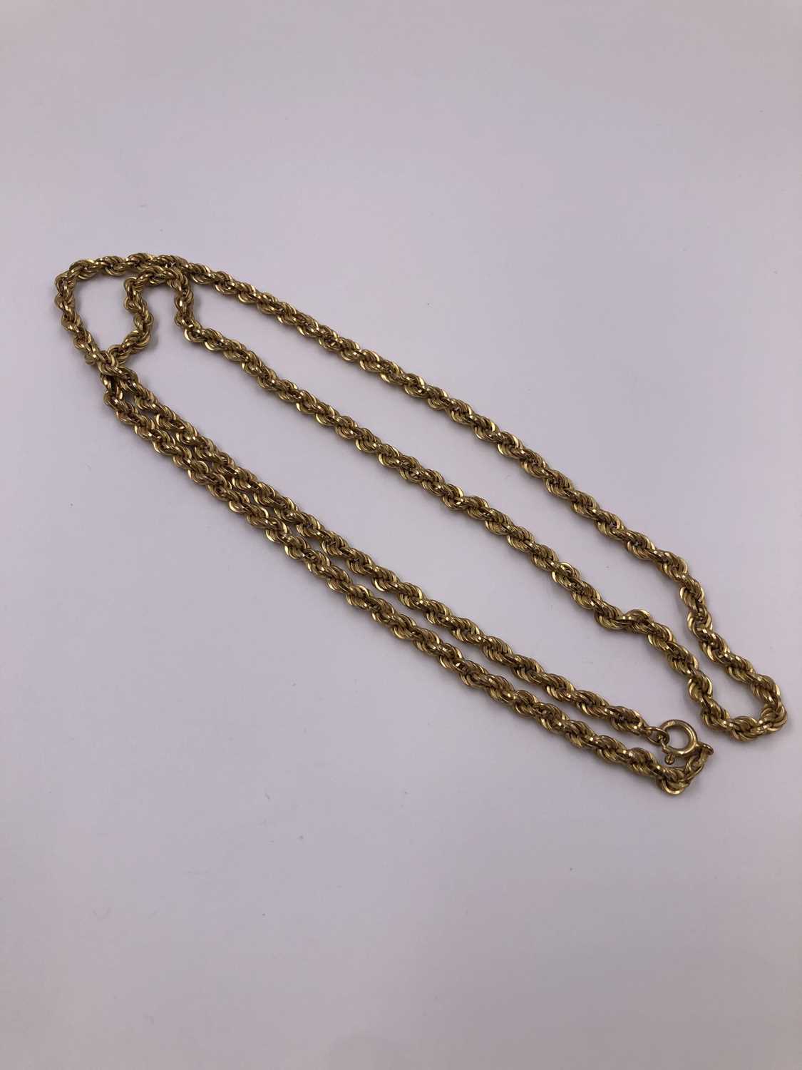 Lot 1056 - A 9ct hallmarked gold rope necklace chain....