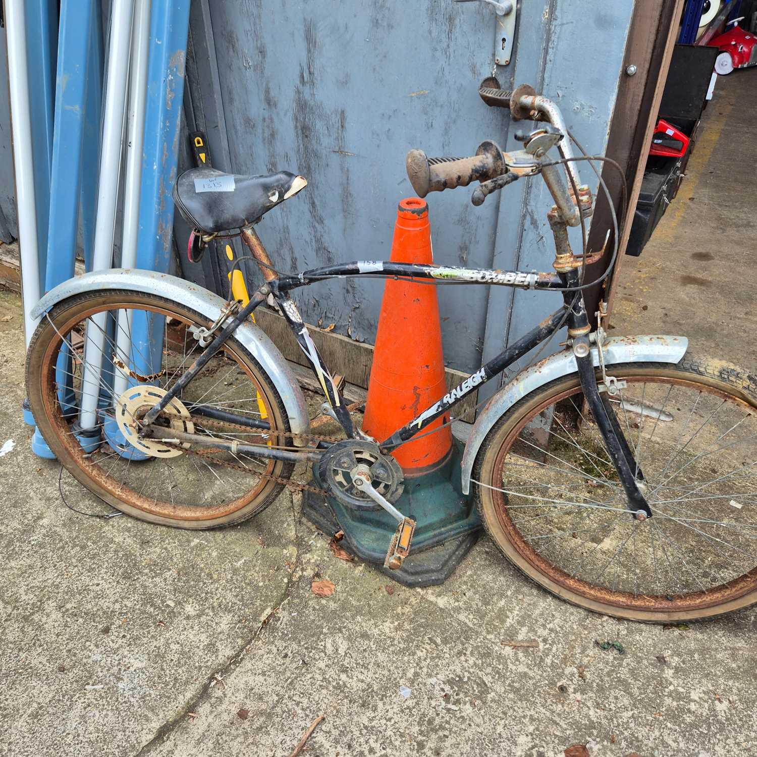 Lot 1313 - A vintage gent's bicycle and a Raleigh bomber...