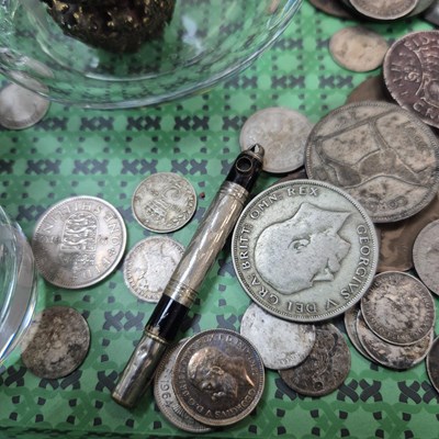 Lot 1511 - Cut glass shot glasses, coins, a pipe, a...