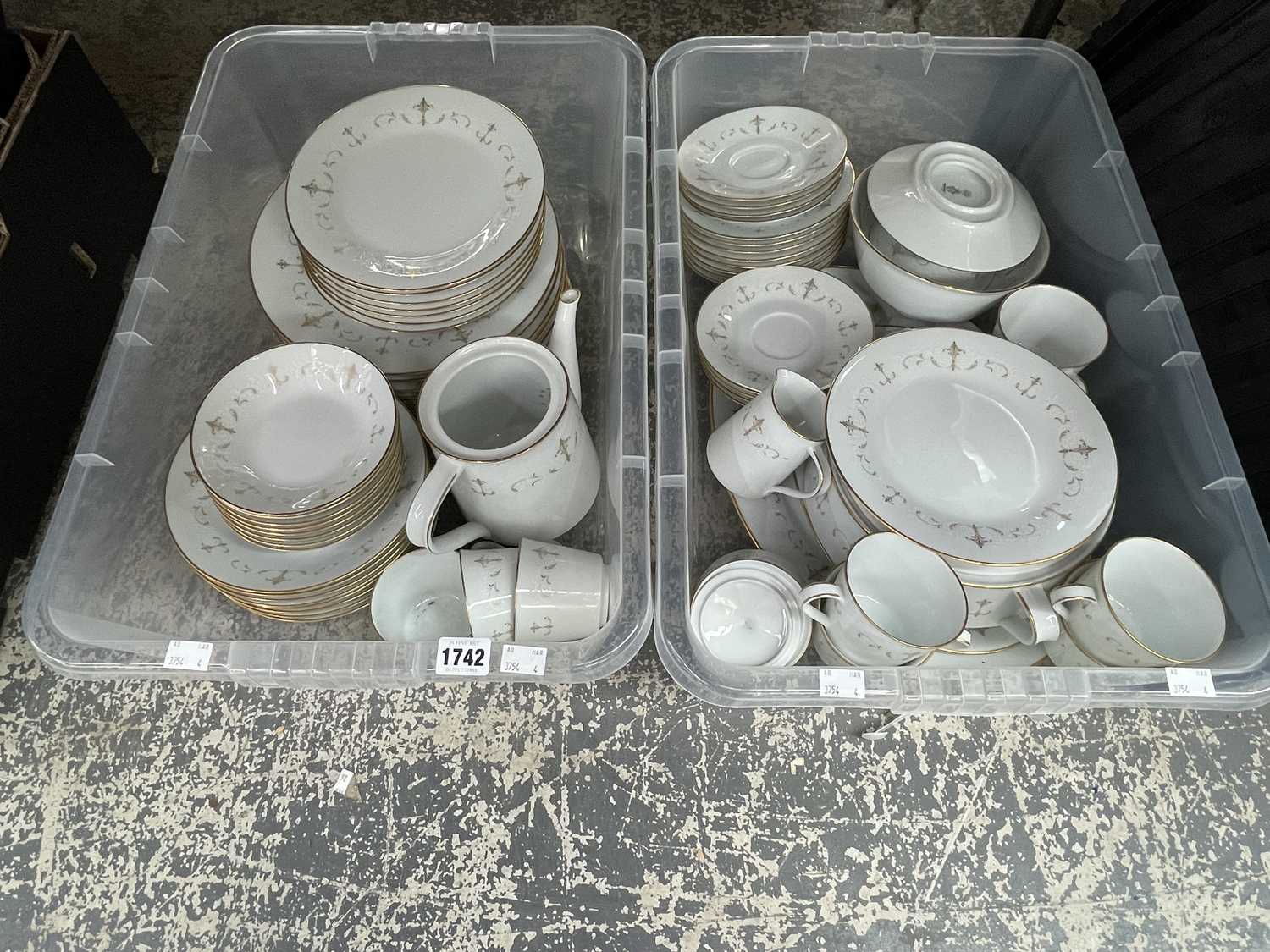 Lot 1742 - A Noritake breakfast and dinner set