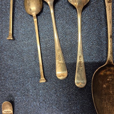 Lot 1067 - Georgian, antique and other silver hallmarked...