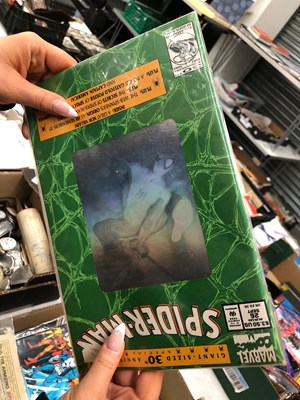 Lot 1217 - Vintage magazines, comics, and other...
