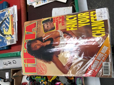 Lot 1217 - Vintage magazines, comics, and other...