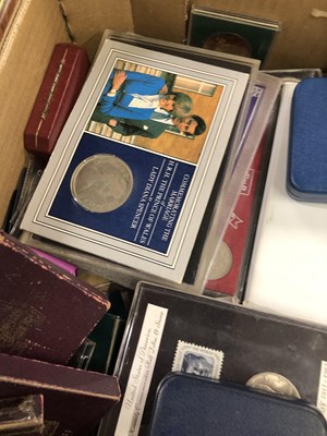 Lot 1081 - A collection of various coins, British coins...