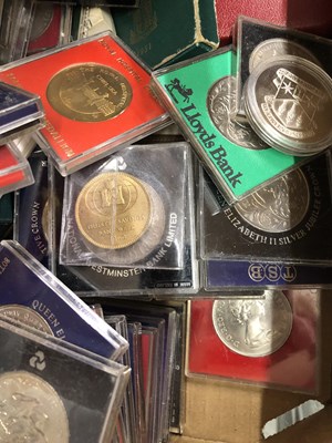 Lot 1081 - A collection of various coins, British coins...