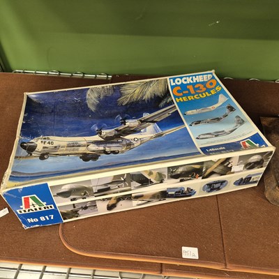 Lot 1951 - Italeri model number 817, Lockheed Hercules...