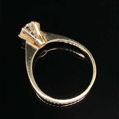 Lot 33 - Diamond solitaire. A 1.13ct estimated round...