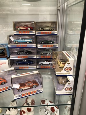 Lot 264 - A collection of boxed Dinky boxed die-cast...