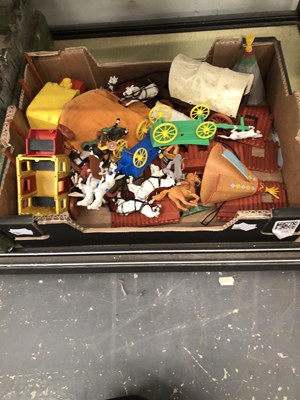 Lot 321 - Vintage Rodeo toy stable, including figures by...