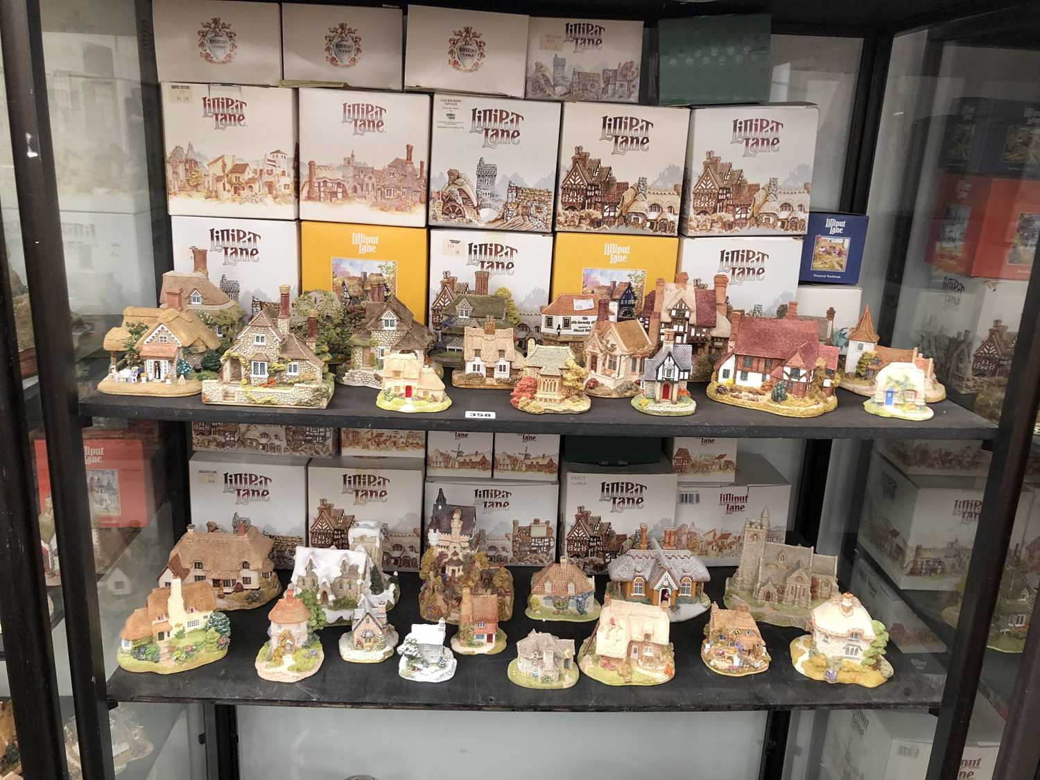 【美品】Lilliput Lane / CHALFONT ST GILES Lot 358 - Lilliput Lane - A collection to include, St