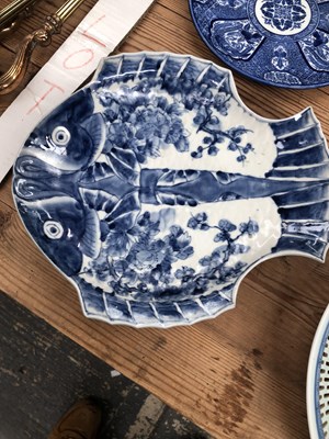 Lot 426 - A Delft blue and white vase, Japanese, Chinese...