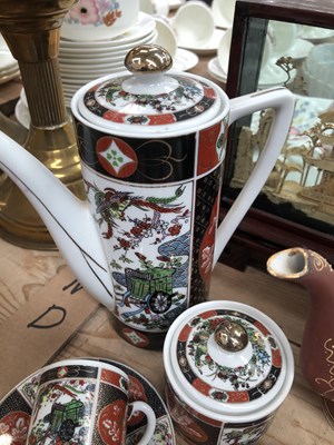 Lot 429 - A Chinese cork diorama, Chinese figures,...