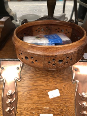 Lot 440 - An arts and crafts coal scuttle, a small...
